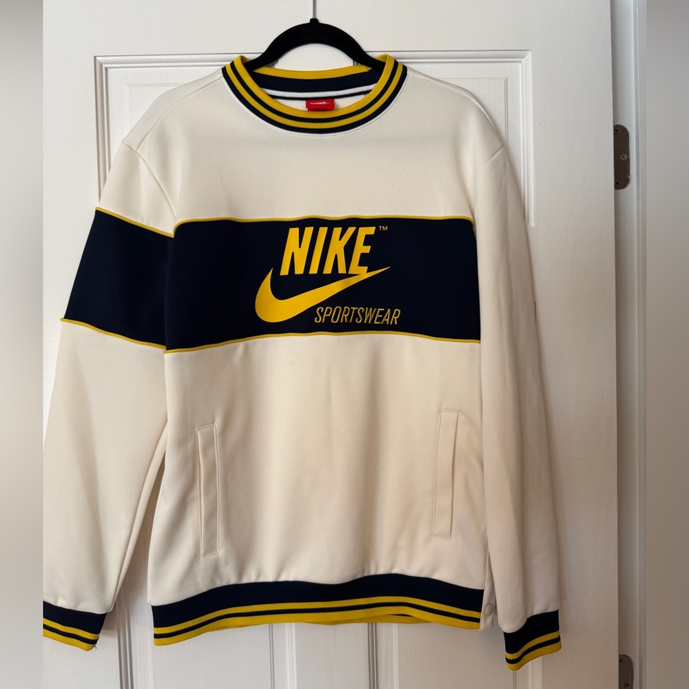 Nike Unisex Retro White and Navy Crewneck Sweater